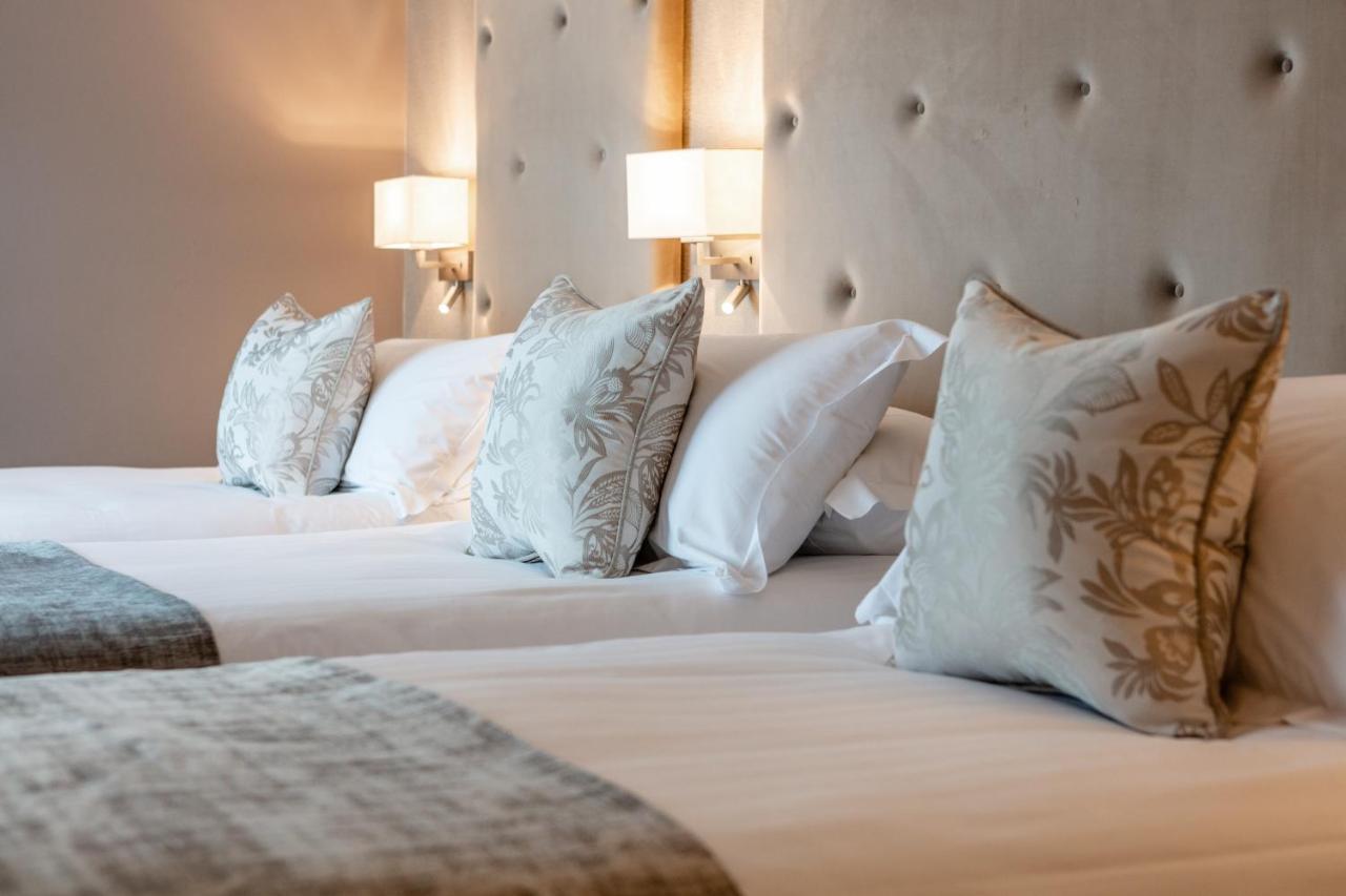 Gleesons Townhouse Booterstown Hotel Dublin Eksteriør billede