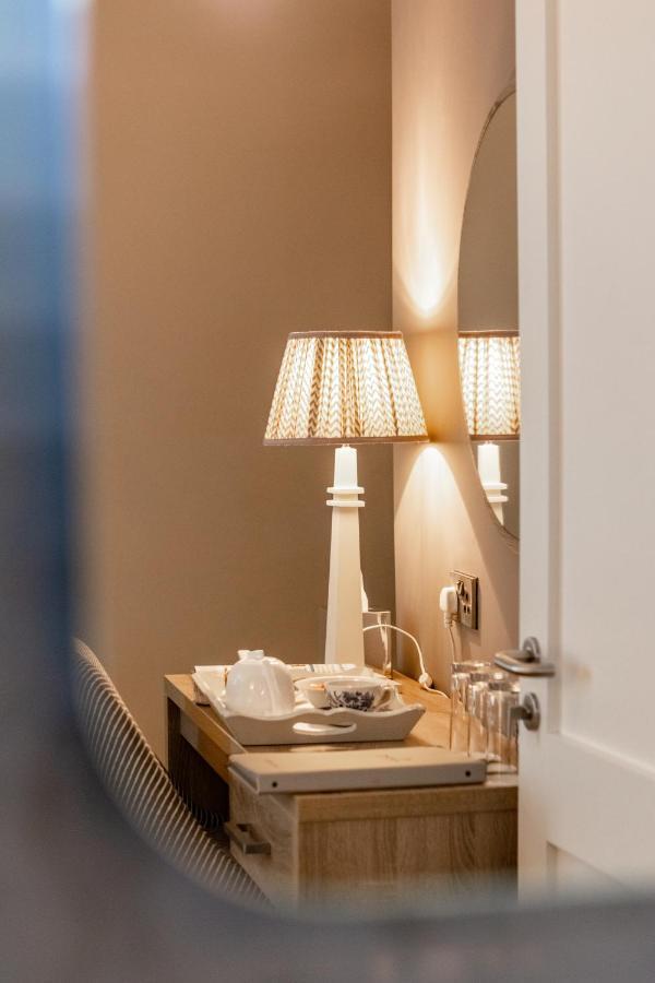 Gleesons Townhouse Booterstown Hotel Dublin Eksteriør billede